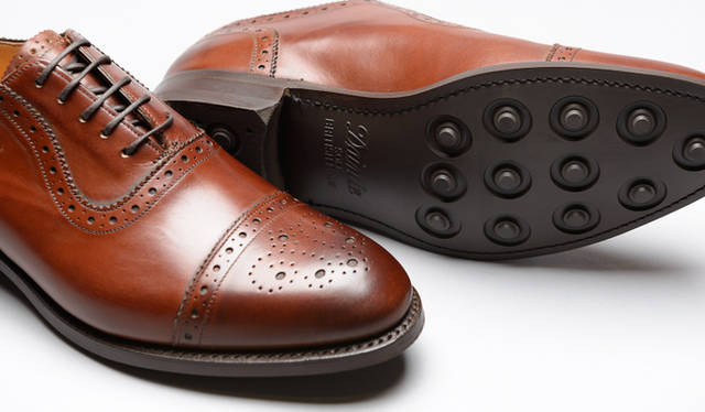 <strong>「BARKER（バーカー）」</strong>　4万8600円