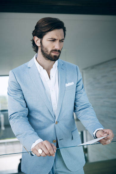 Photographer：Hugh STEWART　© CHANEL