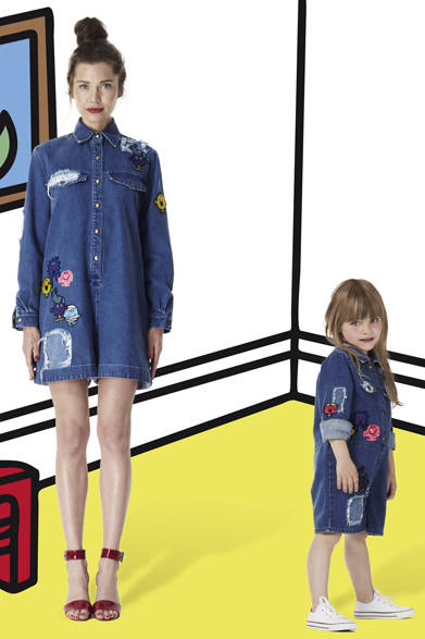 左／デニムジャンプスーツ6万480円、右／デニムジャンプスーツ3万2400円　©2014 THOIP