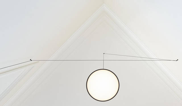 <strong>FLOS｜日本フロス</strong>　「String Lights」　Photographs by Giuseppe Brancato