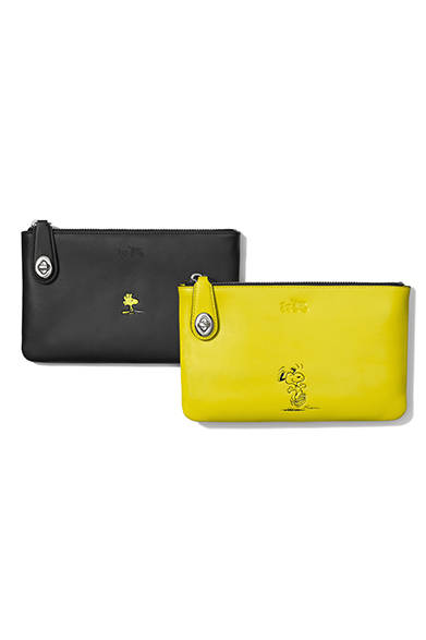 Snoopy Small Folio Black,Yellow 2万1000円（税抜）