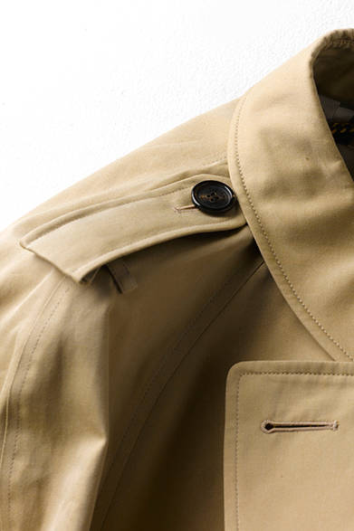 かつて将校の階級を示す役割を果たしていた「エポーレット」