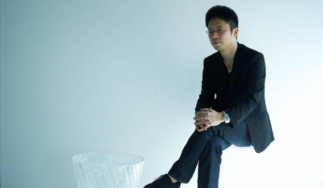 第2回のフィーチャリングアーティスト、吉岡徳仁氏。撮影：Masahiro Sanbe