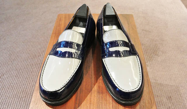 スペシャルオーダーによるローファー