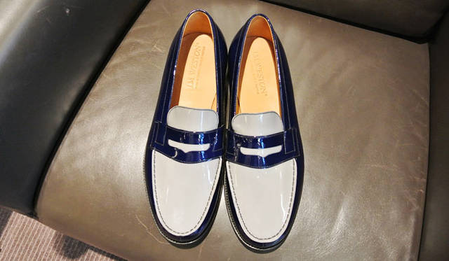 スペシャルオーダーによるローファー