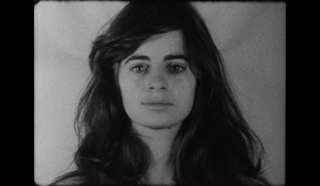 アンディ・ウォーホル　プログラム『スクリーンテスト アンディ・ウォーホルの最も美しい女性たち（4人版）』（アンディ・ウォーホル監督／1964年／16分／16fps／16mm／無声／白黒）※復元版ニュープリント　©2014 The Andy Warhol Museum, Pittsburgh, PA, a museum of Carnegie Institute. All rights reserved.Film still courtesy The Andy Warhol Museum 