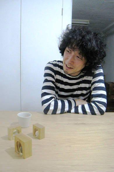 角田陽太「Glassbead Holder」