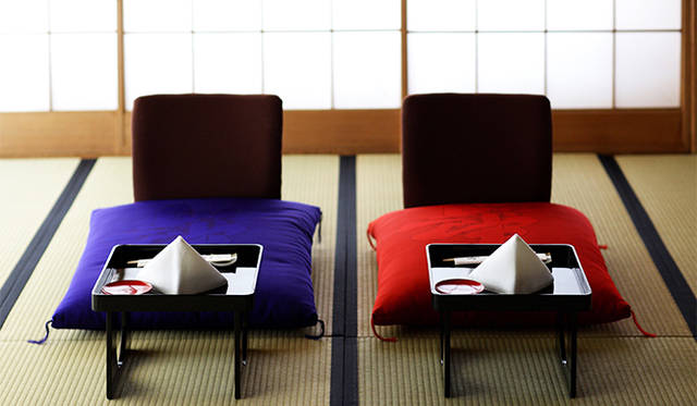 <strong>Restaurant 2：玄冶店 濱田家（げんやだな はまだや）</strong><br />格式ある和の婚礼や宴席を考えているカップルにおすすめだ