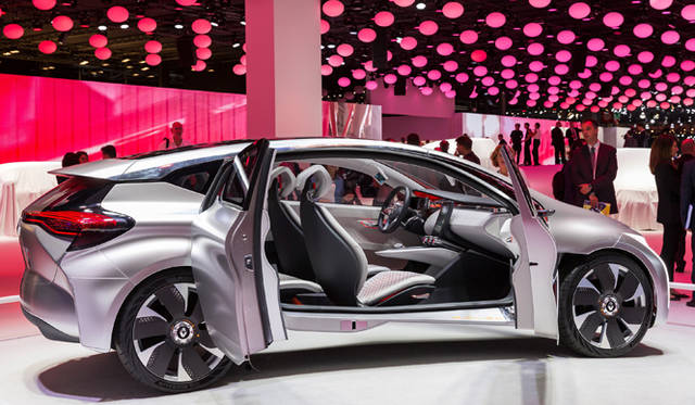 05_paris_salon_de_lauto_ogawa_5