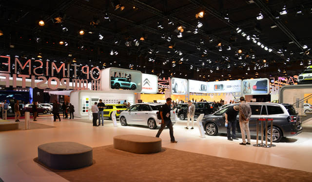 14_paris_salon_de_lauto_ogawa_5