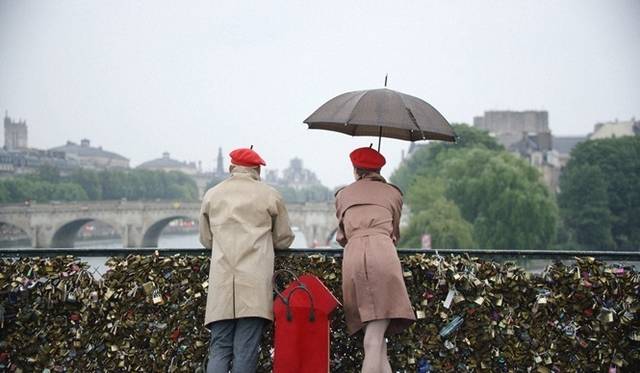 CHRISTIAN LOUBOUTIN ©LOUIS VUITTON /Gordon von Steiner 