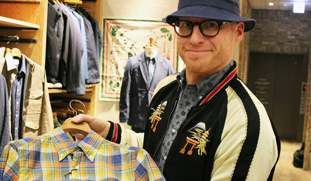 「ギットマン ブラザーズ」のディレクターを務めるクリス氏。10月31日（金）にはディレクターのクリス氏がジャーナル スタンダード 表参道に来日し、パーティが開催される