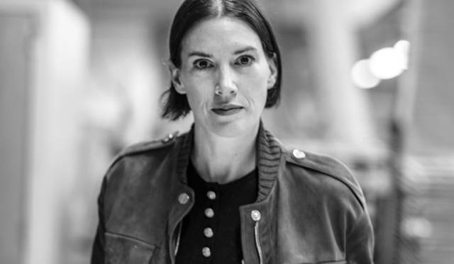 アーティストのサラ・モリス