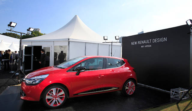 TOKYO DEDIGNERS WEEK 2014 に設置された、ルノー パビリオン