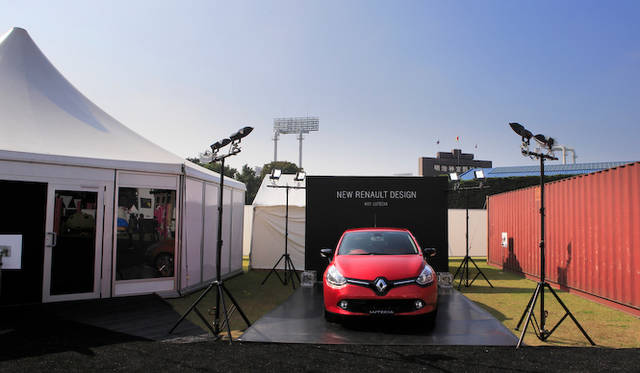 TOKYO DEDIGNERS WEEK 2014 に設置された、ルノー パビリオン