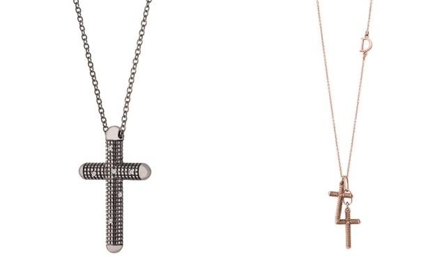 （左より）ブラックのネックレス　18万1000円、ダブルクロスのネックレス　16万2000円　※すべて税抜