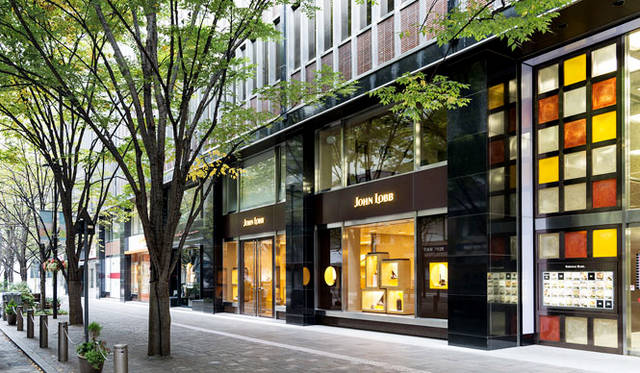 丸の内・国際ビル1階「ジョンロブ丸の内店」