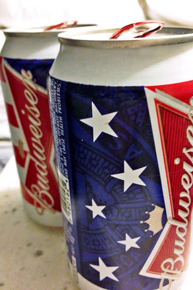 アメリカ国旗が印刷されたバドワイザーを発見
