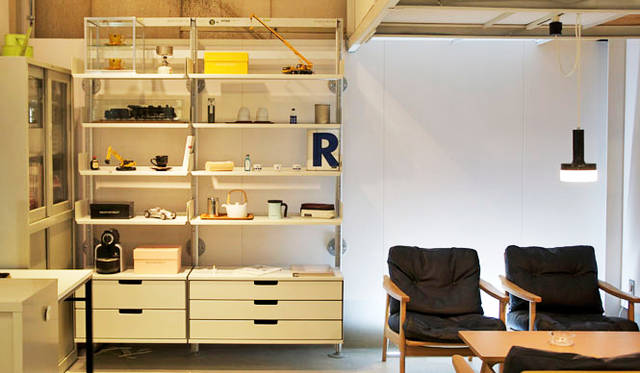 オフィス「大阪陳列株式会社」（撮影：牧寛生）