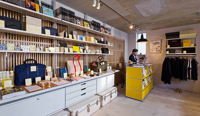 ショップ「MONOCLE SHOP TOKYO」