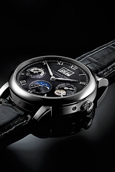 20 <strong>A.LANGE & SÖHNE|A.ランゲ&ゾーネ <br />ランゲマティック・パーペチュアル</strong><br /><br />自動巻き、ホワイトゴールドケース、価格847万8000円、2014年12月以降発売予定。<br /><br />A.ランゲ&ゾーネ<br />Tel. 03-3288-6639<br />http://www.alange-soehne.com