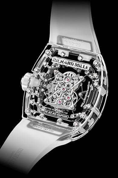 53 <strong>RICHARD MILLE|リシャール・ミル<br />RM 56-02 トゥールビヨン サファイア</strong><br /><br />手巻き、サファイアクリスタルケース、ケースサイズ縦50.50mm×横42.7mm、30m防水、世界10本限定、予価1億9100万円。<br /><br />リシャールミルジャパン<br />Tel. 03-5807-8162<br />http://www.richardmille.jp