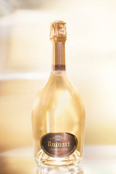 ノン・ヴィンテージ部門でワールドチャンピオンを受賞した「ルイナール ブラン・ド・ブラン」