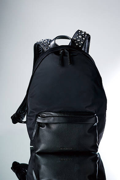<strong>GIVENCHY（ジバンシィ）</strong>　バックパック［W30×H44×D18cm］15万3360円（ジバンシィ／阪急メンズ東京2階）