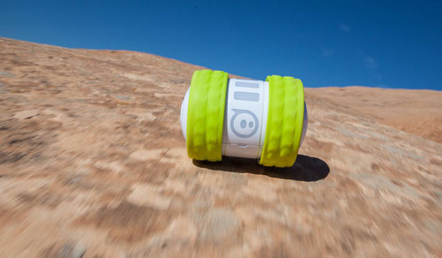 <strong>Sphero｜スフィロ</strong>　アプリ制御ロボット「Ollie（オリー）」