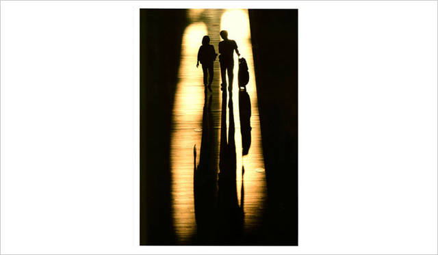 入賞　「光に向かって」 池 厚一郎