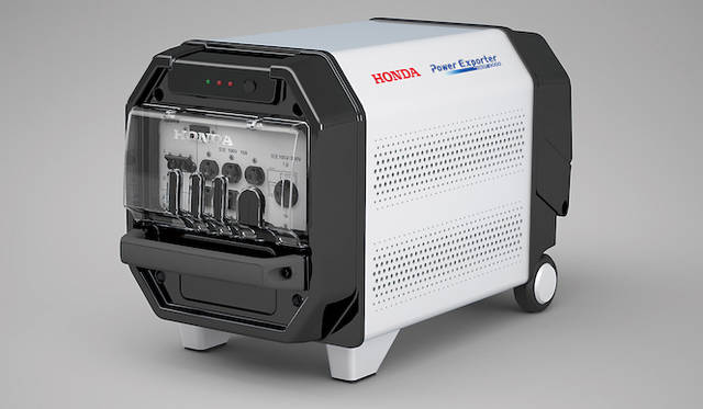 車両と同時に発表された「Power Exporter CONCEPT」は、FCVと接続することで電源として利用することができ、最大9kWの出力が可能だ