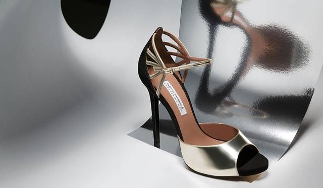 サンダル　11万2038円