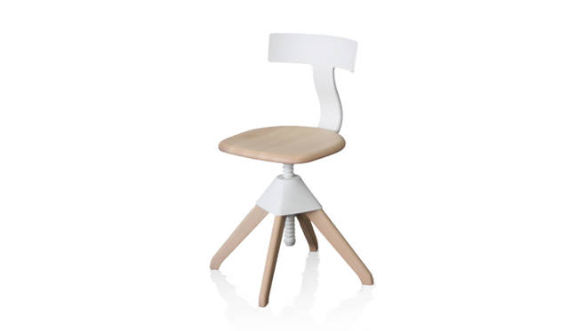 Tuffy。コンスタンチン・グルチッチがマジスで展開している人気シリーズ「The Wild Bunch」に、あらたに仲間入りした1脚。