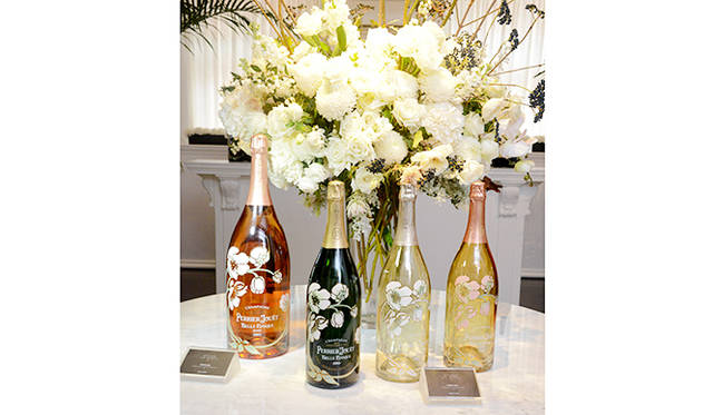 ペリエ・ジュエおなじみのアネモネの花もよりゴージャスに