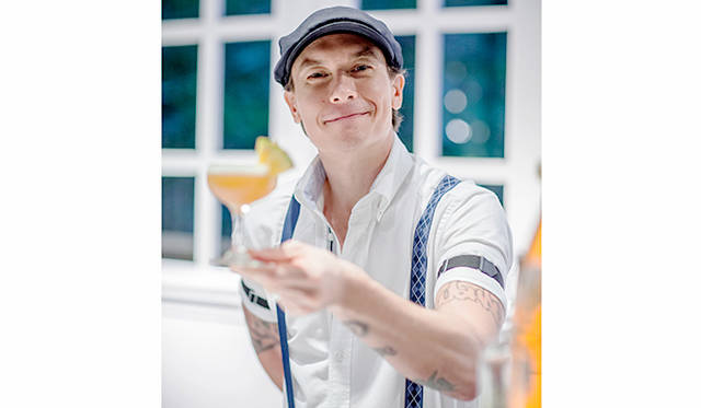 マイケル・カラハン氏は受賞歴のあるミクソロジストとしても知られている