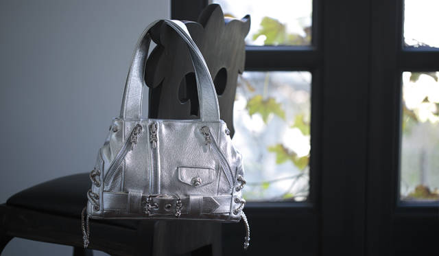 バッグ58万3200円