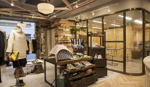 <strong>The TENT｜ザ テント</strong>　