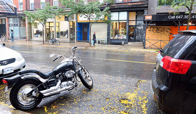 ウエスト・クイーン・ウエストが面白いのは、ちいさなオリジナルショップが多いから