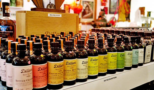 「BYOB カクテル・エンポリアム」