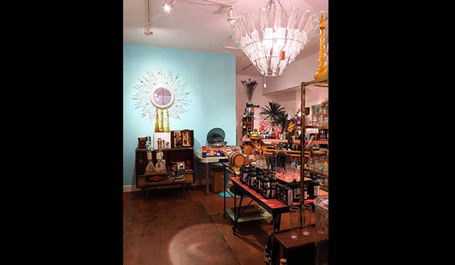 「BYOB カクテル・エンポリアム」