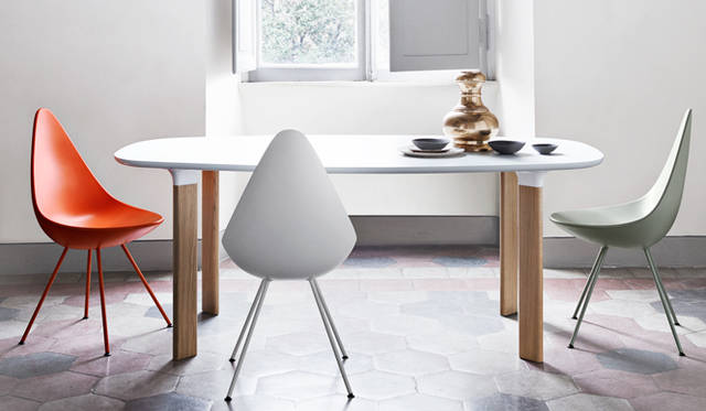 <strong>LIVING MOTIF｜リビング・モティーフ</strong>　アルネ・ヤコブセン「Dropチェア」