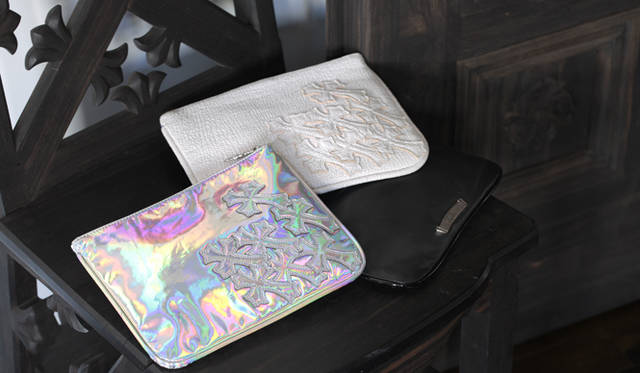 バッグ各20万5200円