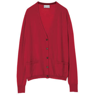 定番的に作り続けているジョン・スメドレー社別注ニット。ゆったりとしたシルエットのリラックスVネックカーディガン。イタリーヤーンのウール素材。ニット4万5000円（マーガレット・ハウエル） 