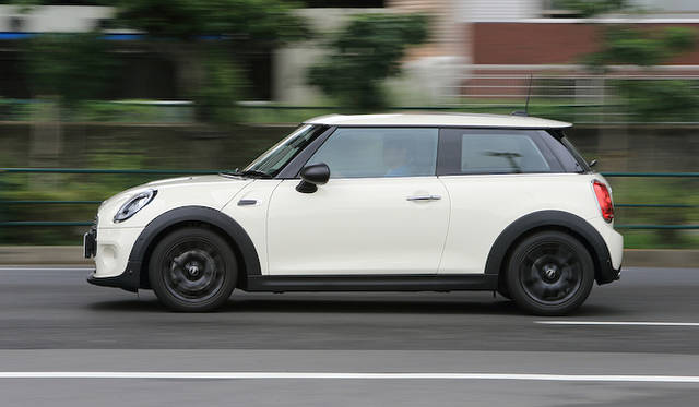 MINI ONE｜ミニ ワン