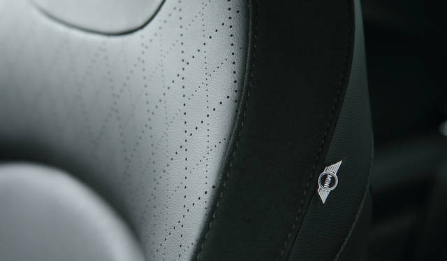 MINI Cooper S｜ミニ クーパー S