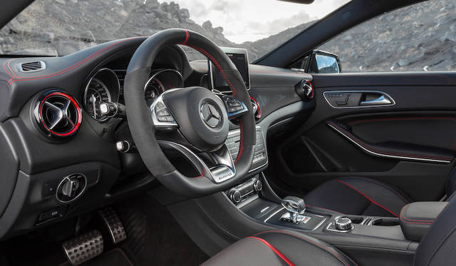 Mercedes-Benz CLA 45 AMG Shooting Brake|メルセデス・ベンツ CLA 45 AMG シューティングブレーク