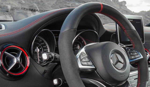 Mercedes-Benz CLA 45 AMG Shooting Brake|メルセデス・ベンツ CLA 45 AMG シューティングブレーク