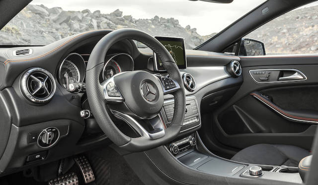 Mercedes-Benz CLA 250 4MATIC Shooting Brake|メルセデス・ベンツ CLA 250 4マティック シューティングブレーク