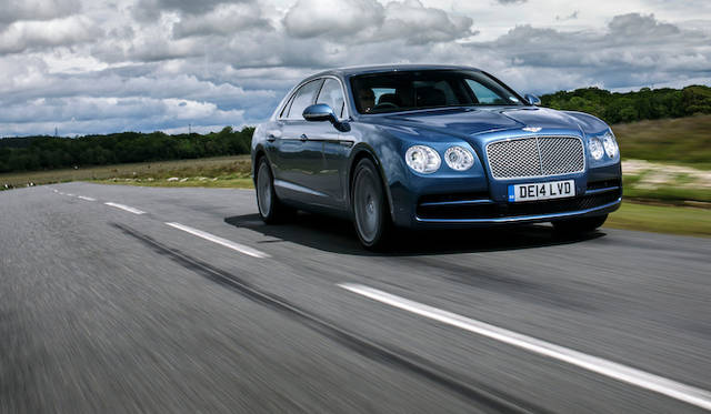 Bentley Flying Spur V8|ベントレー フライングスパー V8