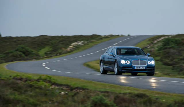Bentley Flying Spur V8|ベントレー フライングスパー V8